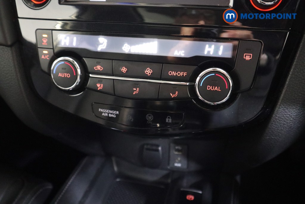 Nissan X-Trail Tekna Manual Diesel SUV - Stock Number (1543689) - 7th supplementary image