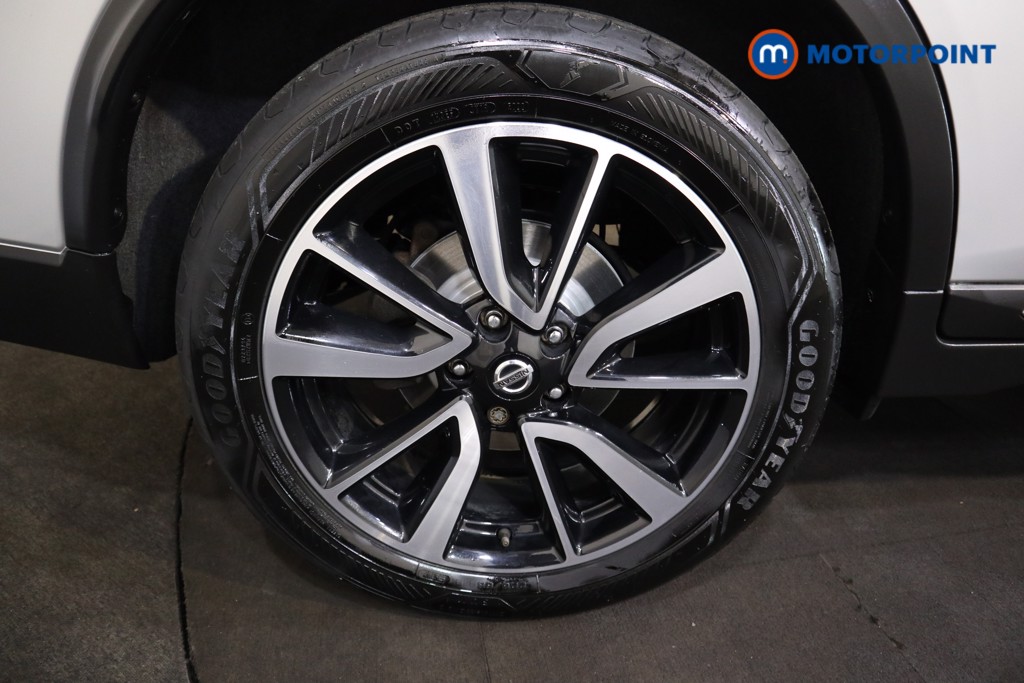 Nissan X-Trail Tekna Manual Diesel SUV - Stock Number (1543689) - 15th supplementary image