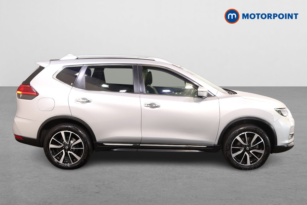 Nissan X-Trail Tekna Manual Diesel SUV - Stock Number (1543689) - Drivers side