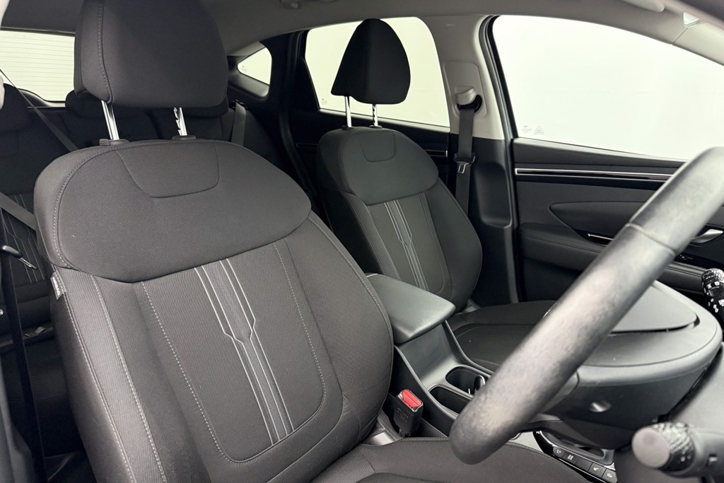 Hyundai Tucson Premium Manual Petrol SUV - Stock Number (1544014) - 18th supplementary image