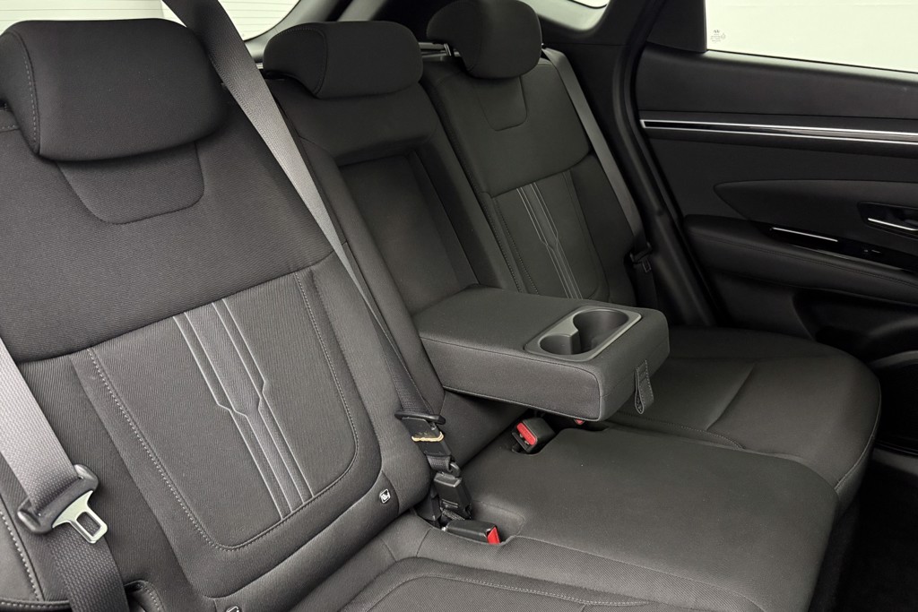 Hyundai Tucson Premium Manual Petrol SUV - Stock Number (1544014) - 20th supplementary image