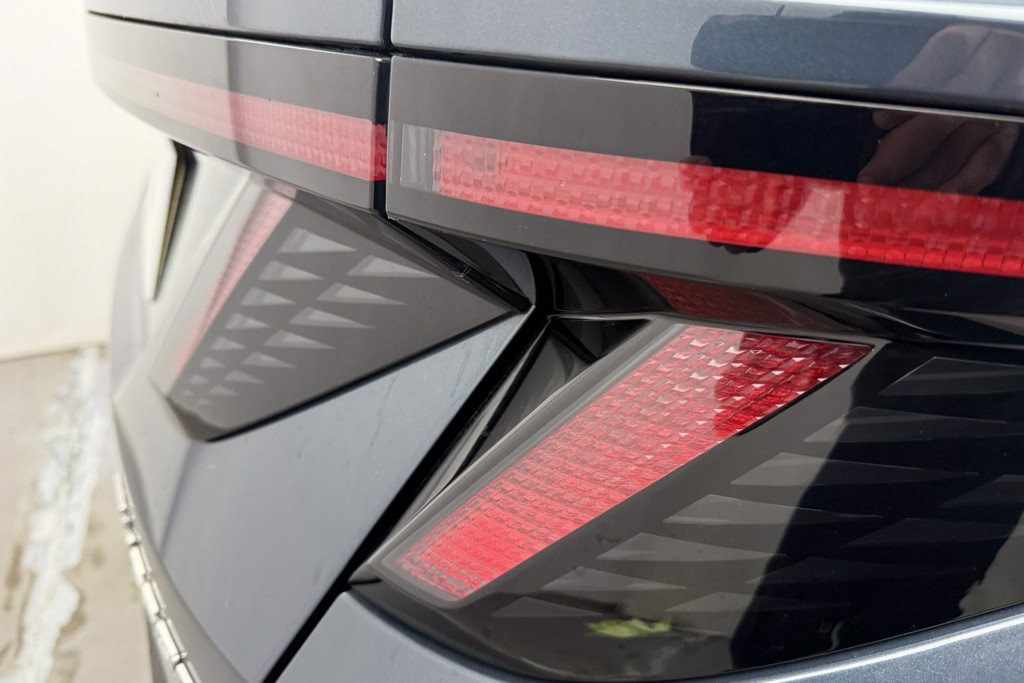 Hyundai Tucson Premium Manual Petrol SUV - Stock Number (1544014) - 23rd supplementary image
