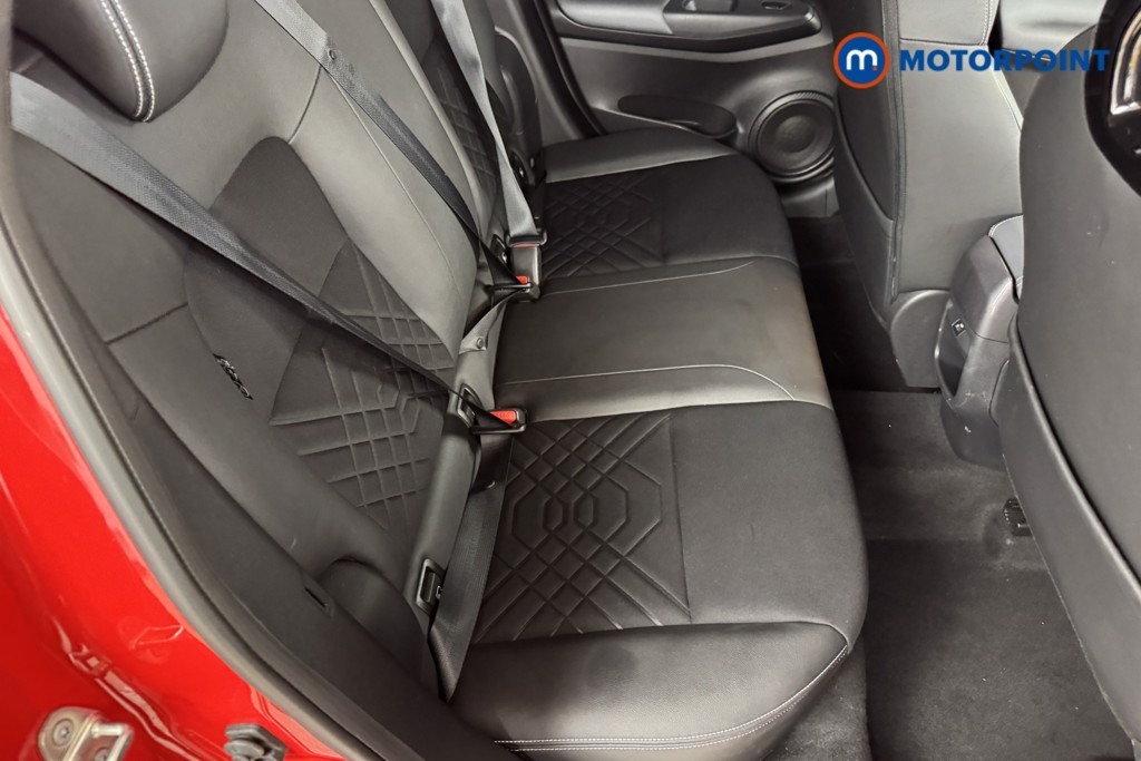 Nissan Juke Tekna Manual Petrol SUV - Stock Number (1544214) - 4th supplementary image