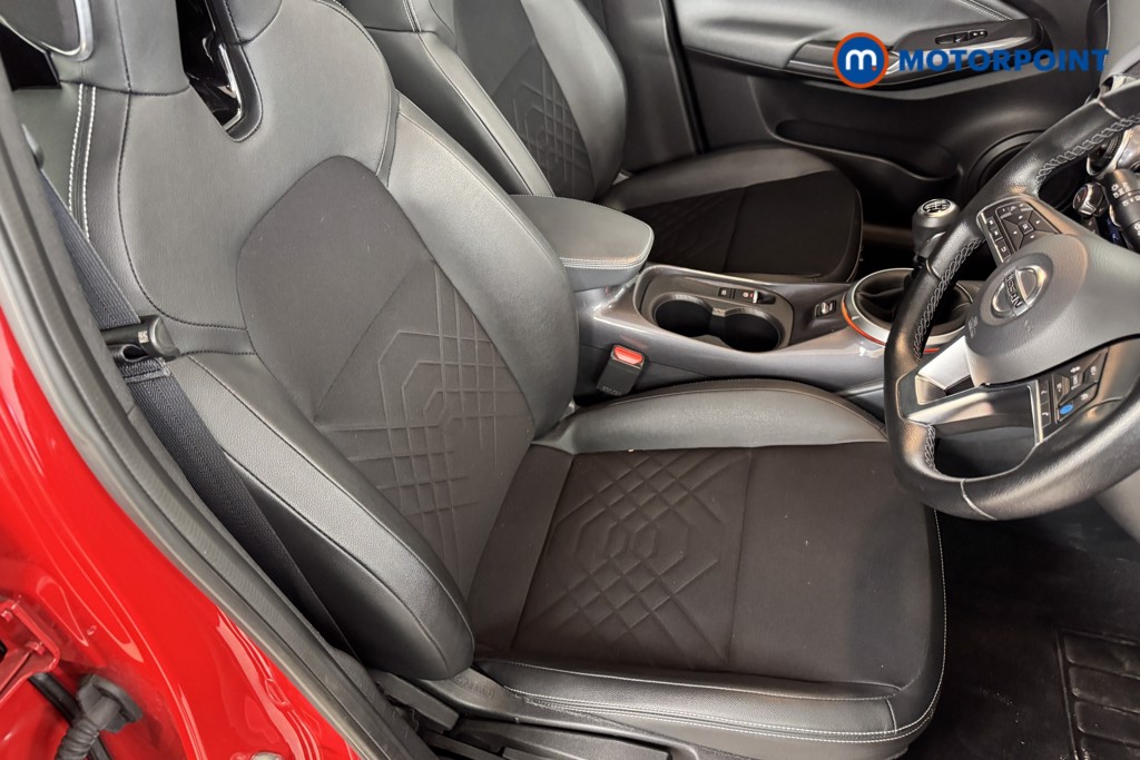 Nissan Juke Tekna Manual Petrol SUV - Stock Number (1544214) - 5th supplementary image