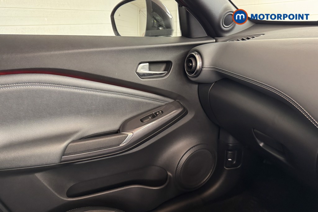 Nissan Juke Tekna Manual Petrol SUV - Stock Number (1544214) - 12th supplementary image