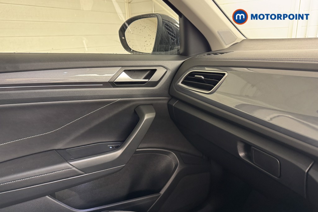 Volkswagen T-Roc Style Automatic Petrol SUV - Stock Number (1544270) - 12th supplementary image