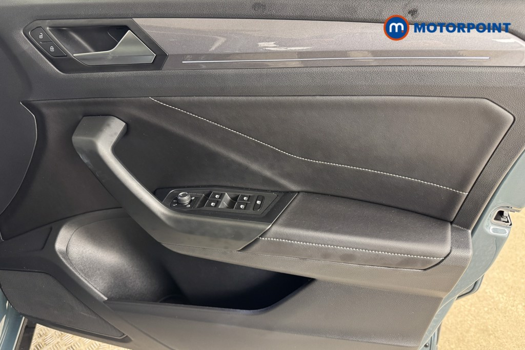 Volkswagen T-Roc Style Automatic Petrol SUV - Stock Number (1544270) - 15th supplementary image