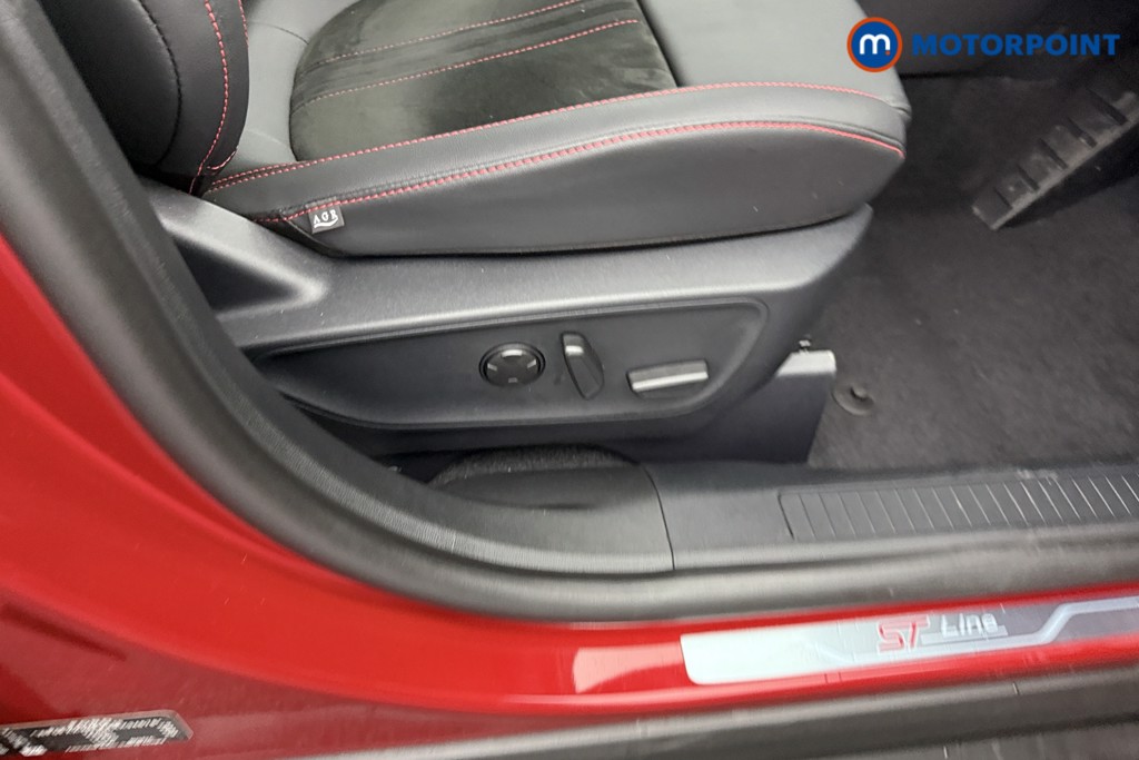 Ford Kuga St-Line Automatic Petrol Plug-In Hybrid SUV - Stock Number (1544345) - 18th supplementary image