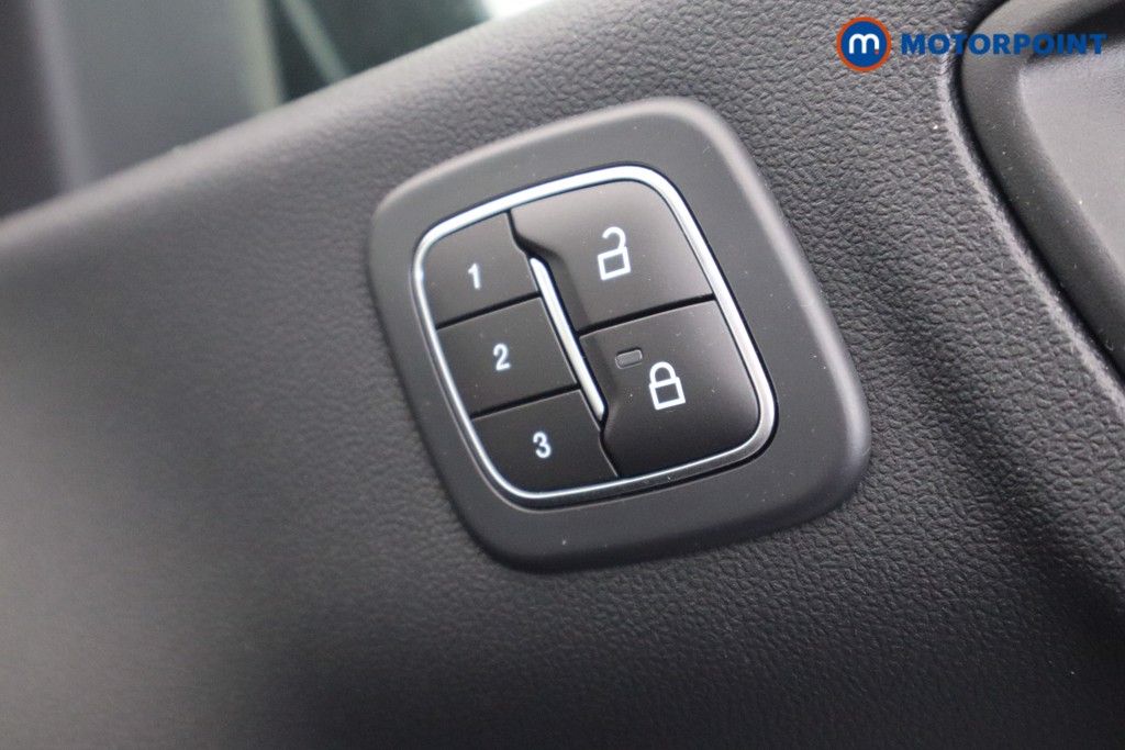 Ford Kuga St-Line Automatic Petrol Plug-In Hybrid SUV - Stock Number (1544409) - 12th supplementary image
