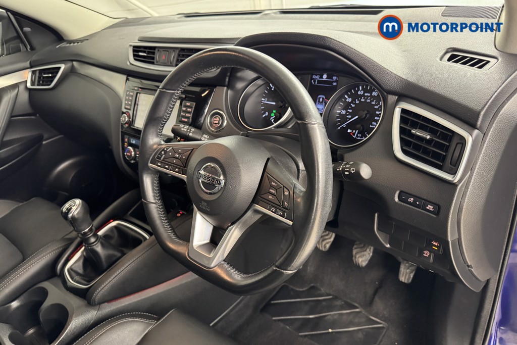 Nissan Qashqai Tekna Manual Diesel SUV - Stock Number (1544568) - 8th supplementary image
