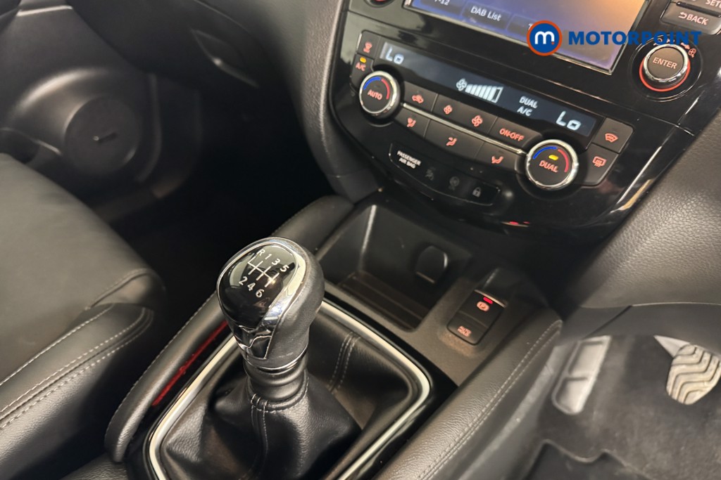 Nissan Qashqai Tekna Manual Diesel SUV - Stock Number (1544568) - 12th supplementary image