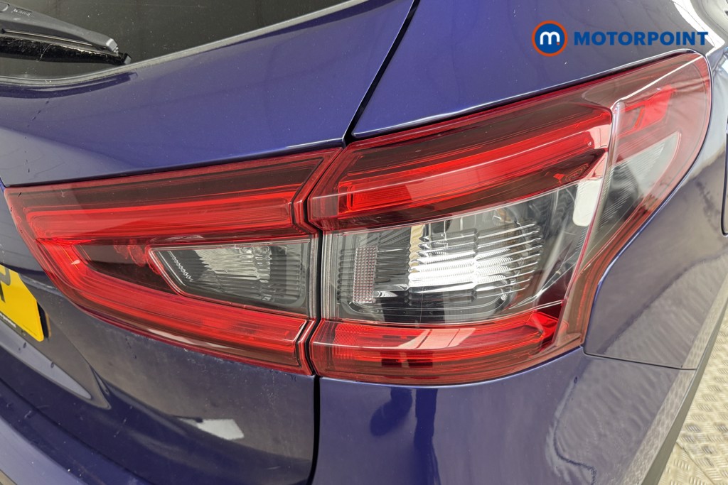 Nissan Qashqai Tekna Manual Diesel SUV - Stock Number (1544568) - 19th supplementary image