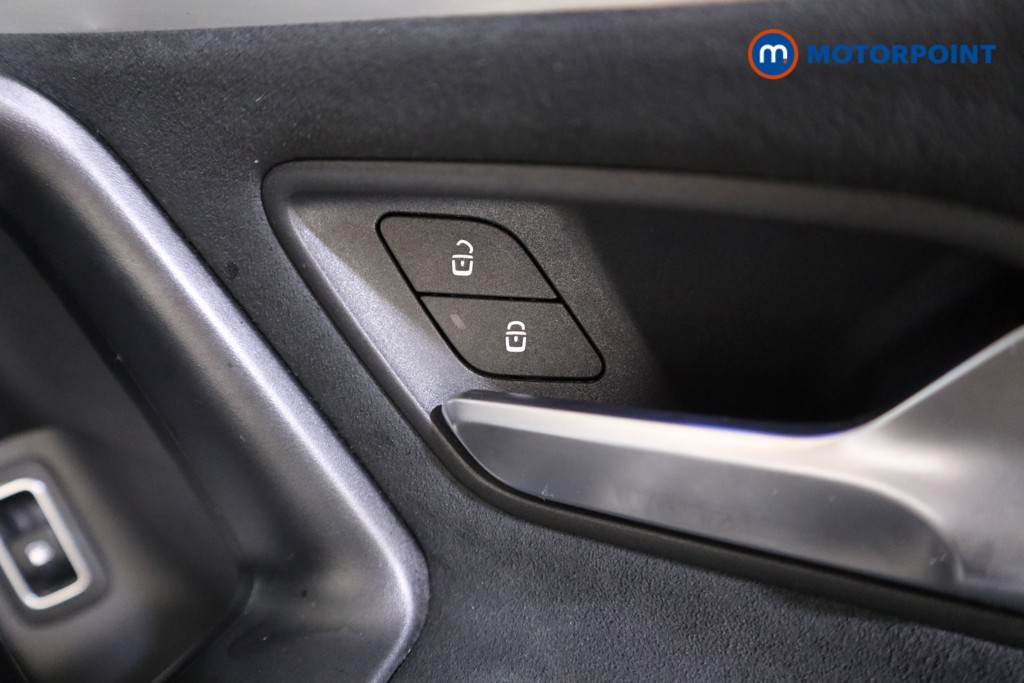Mercedes-Benz CLA Amg Line Automatic Petrol Plug-In Hybrid Estate - Stock Number (1544651) - 11th supplementary image