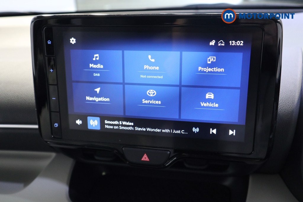 Toyota Yaris Excel Automatic Petrol-Electric Hybrid Hatchback - Stock Number (1544755) - 6th supplementary image