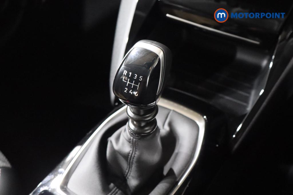 Peugeot 208 Allure Manual Petrol Hatchback - Stock Number (1544799) - 5th supplementary image