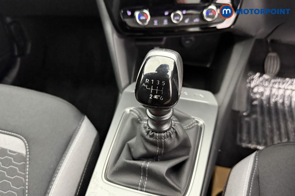 Vauxhall Mokka Griffin Manual Petrol SUV - Stock Number (1544901) - 9th supplementary image