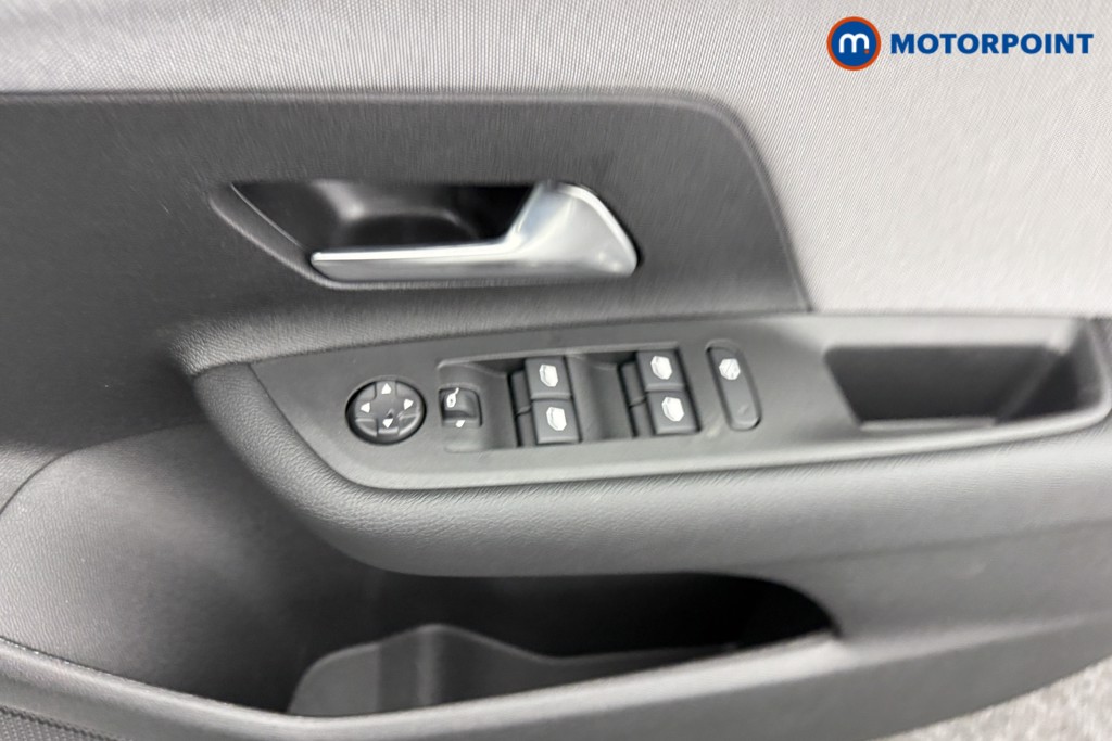 Vauxhall Mokka Griffin Manual Petrol SUV - Stock Number (1544901) - 12th supplementary image