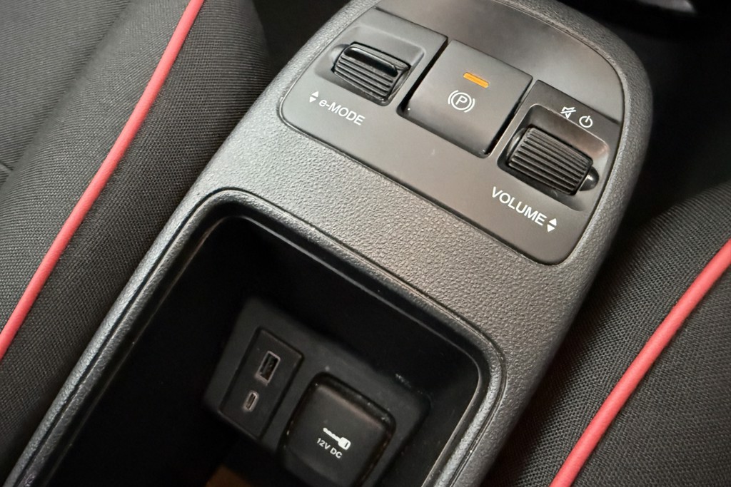 Fiat 500 RED Automatic Electric Hatchback - Stock Number (1545174) - 16th supplementary image
