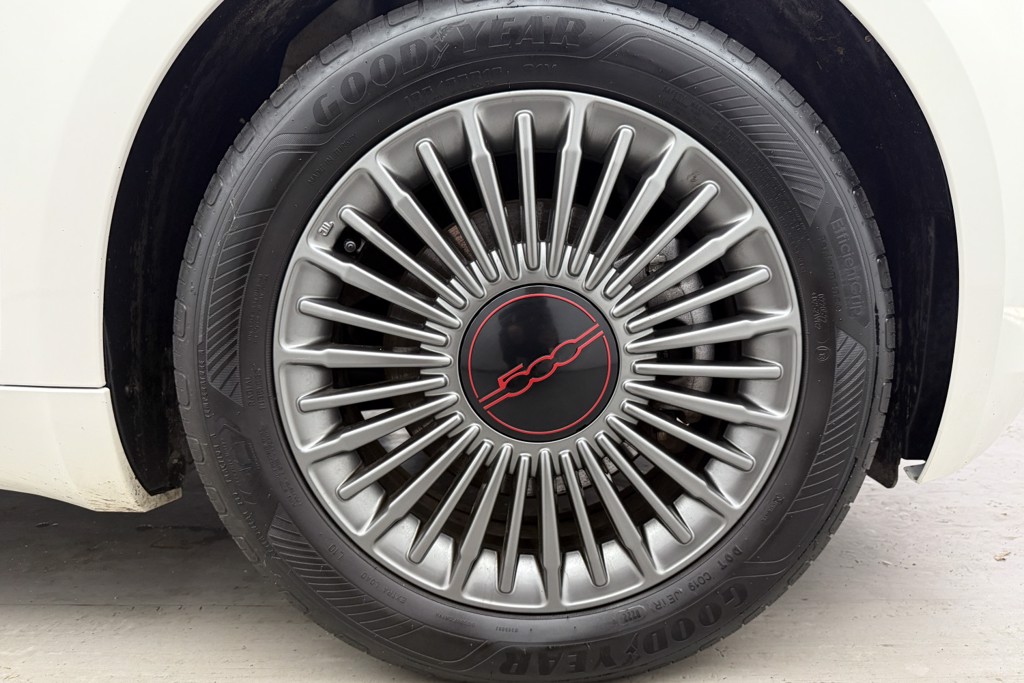 Fiat 500 RED Automatic Electric Hatchback - Stock Number (1545174) - 36th supplementary image
