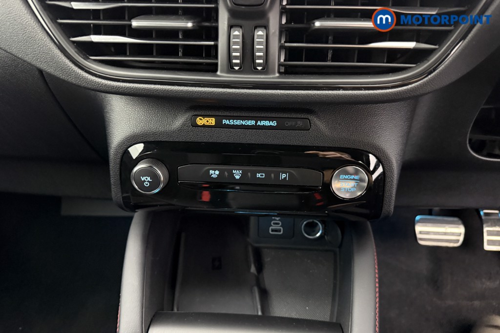 Ford Kuga St-Line Automatic Petrol Plug-In Hybrid SUV - Stock Number (1545199) - 11th supplementary image
