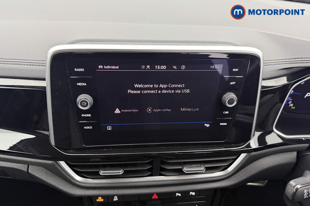 Volkswagen T-Roc R-Line Automatic Diesel SUV - Stock Number (1545793) - 2nd supplementary image