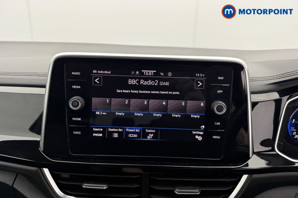Volkswagen T-Roc R-Line Automatic Diesel SUV - Stock Number (1545793) - 6th supplementary image