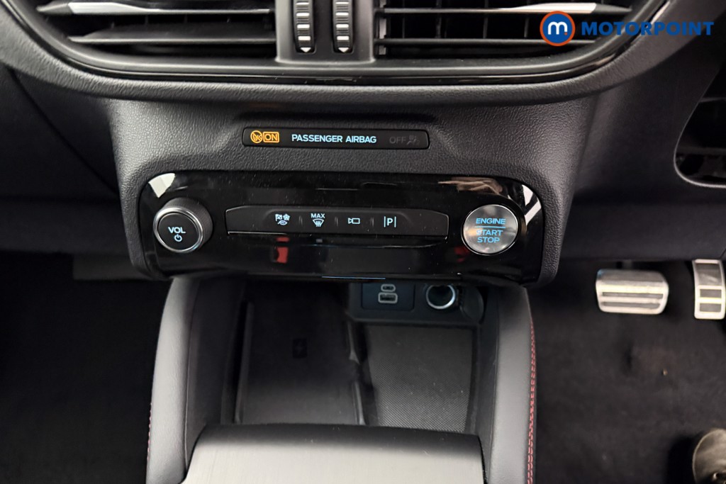 Ford Kuga St-Line Automatic Petrol Plug-In Hybrid SUV - Stock Number (1546204) - 5th supplementary image