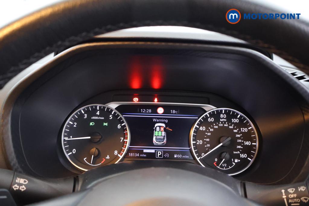 Nissan Juke N-Connecta Automatic Petrol SUV - Stock Number (1546233) - 4th supplementary image