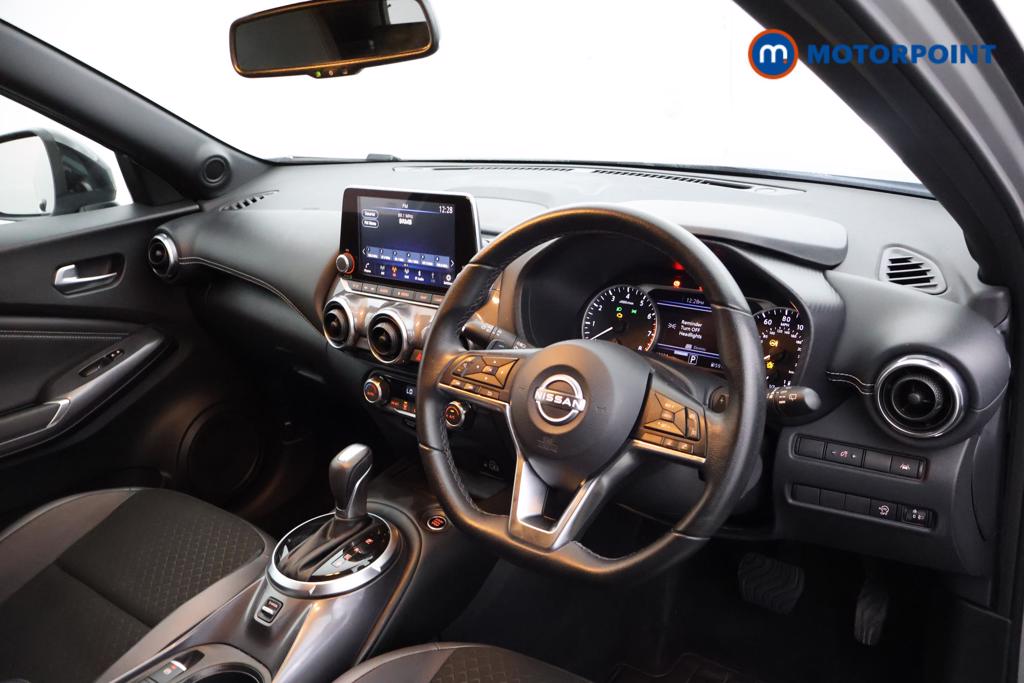 Nissan Juke N-Connecta Automatic Petrol SUV - Stock Number (1546233) - 10th supplementary image