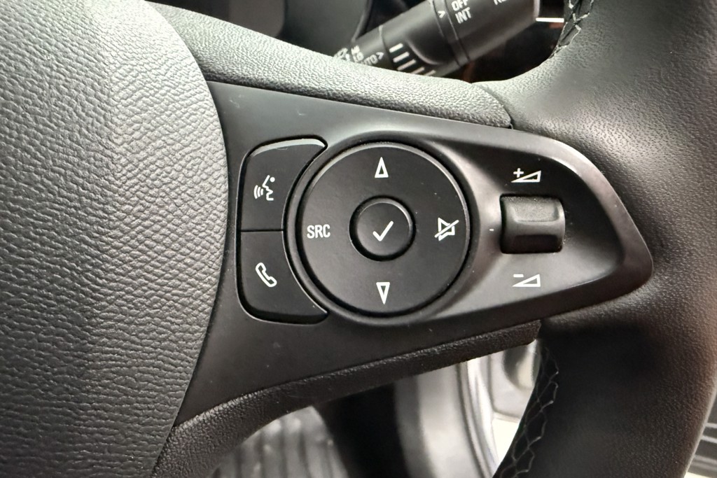 Vauxhall Corsa GS Manual Petrol Hatchback - Stock Number (1546262) - 4th supplementary image