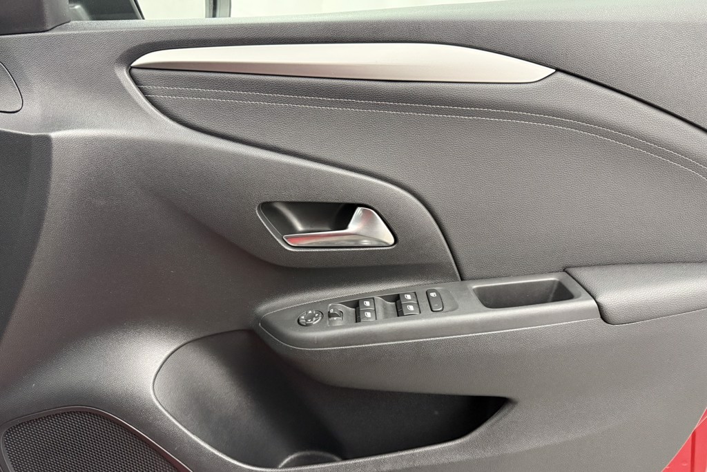 Vauxhall Corsa GS Manual Petrol Hatchback - Stock Number (1546266) - 13th supplementary image