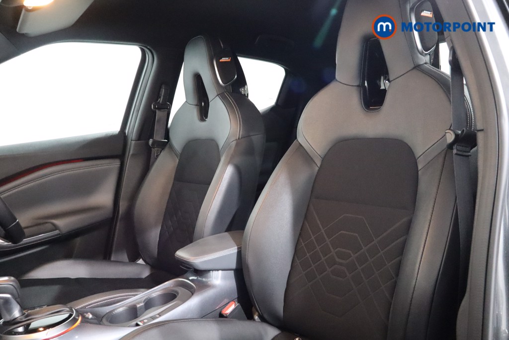 Nissan Juke Tekna Automatic Petrol SUV - Stock Number (1546433) - 4th supplementary image
