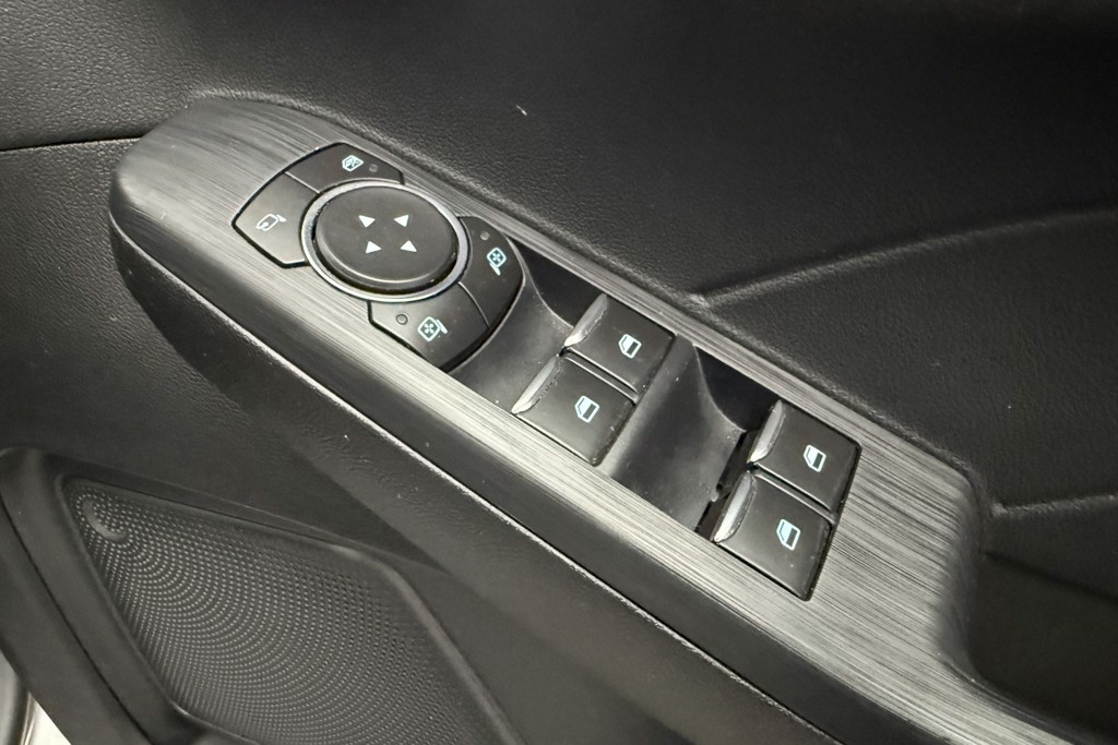 Ford Kuga St-Line X Edition Automatic Petrol Plug-In Hybrid SUV - Stock Number (1546523) - 18th supplementary image