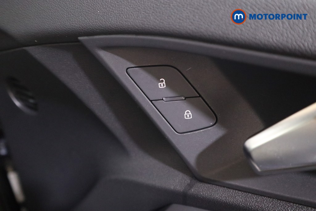 Audi A3 S Line Automatic Diesel Hatchback - Stock Number (1546605) - 11th supplementary image