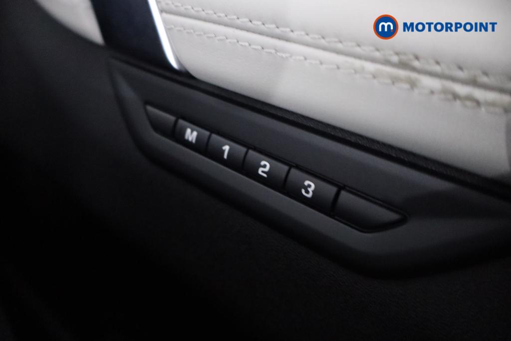 Land Rover Discovery Sport R-Dynamic Hse Automatic Petrol Plug-In Hybrid SUV - Stock Number (1546609) - 13th supplementary image