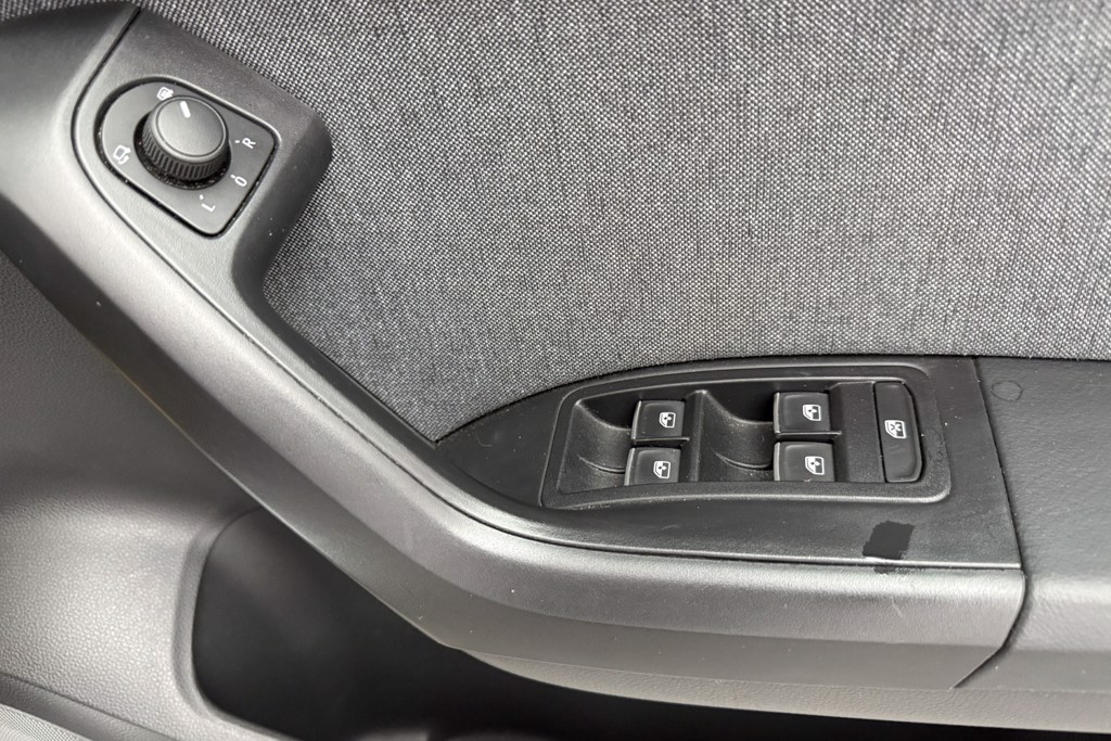 Seat Ateca Se Technology Manual Petrol SUV - Stock Number (1546649) - 17th supplementary image