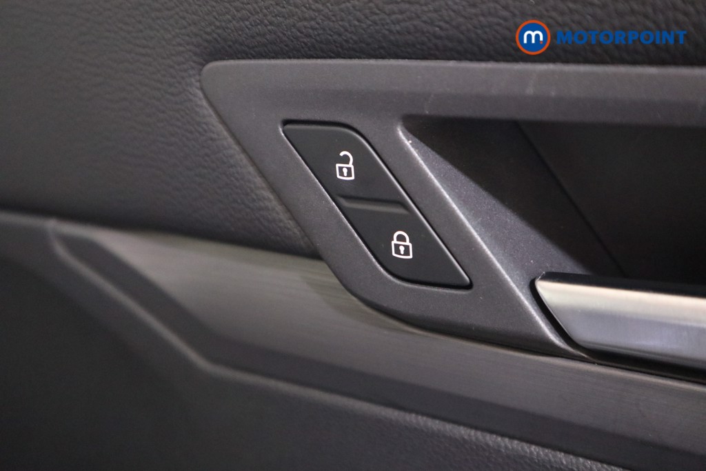 Volkswagen Golf Style Automatic Petrol Plug-In Hybrid Hatchback - Stock Number (1546682) - 9th supplementary image