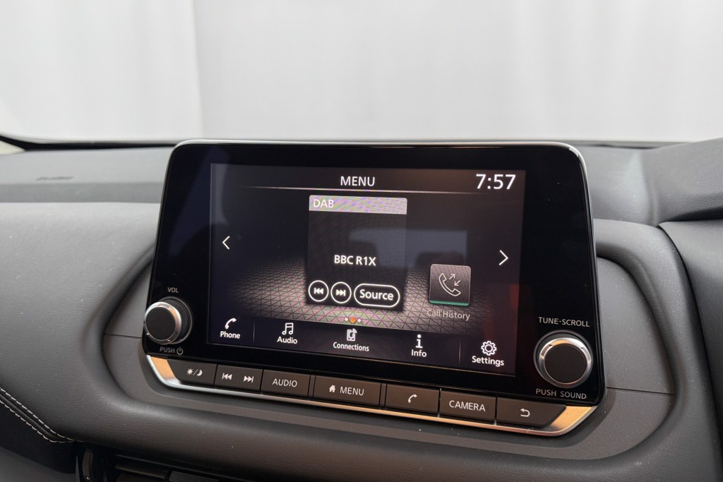 Nissan Qashqai Acenta Premium Manual Petrol SUV - Stock Number (1546827) - 6th supplementary image