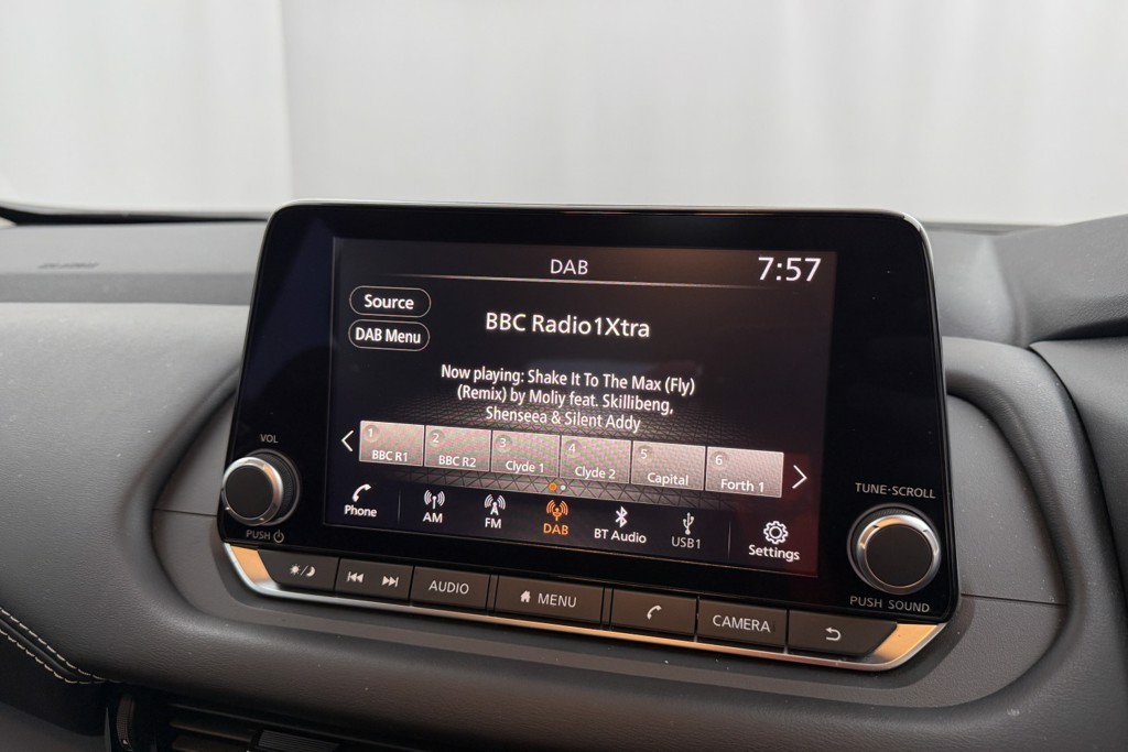 Nissan Qashqai Acenta Premium Manual Petrol SUV - Stock Number (1546827) - 8th supplementary image