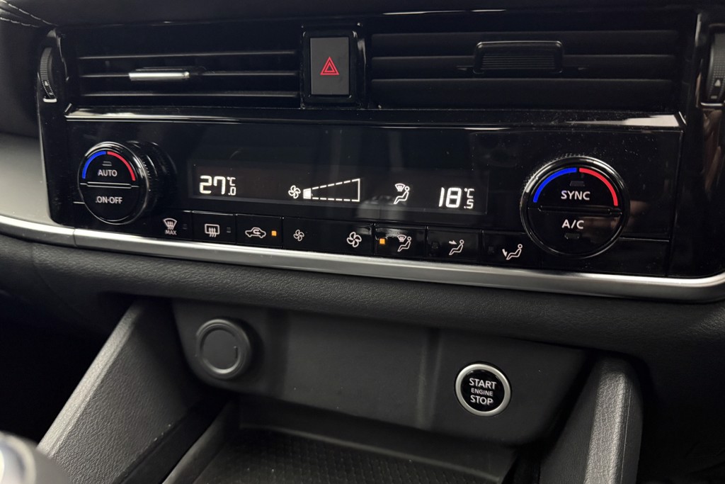 Nissan Qashqai Acenta Premium Manual Petrol SUV - Stock Number (1546827) - 10th supplementary image