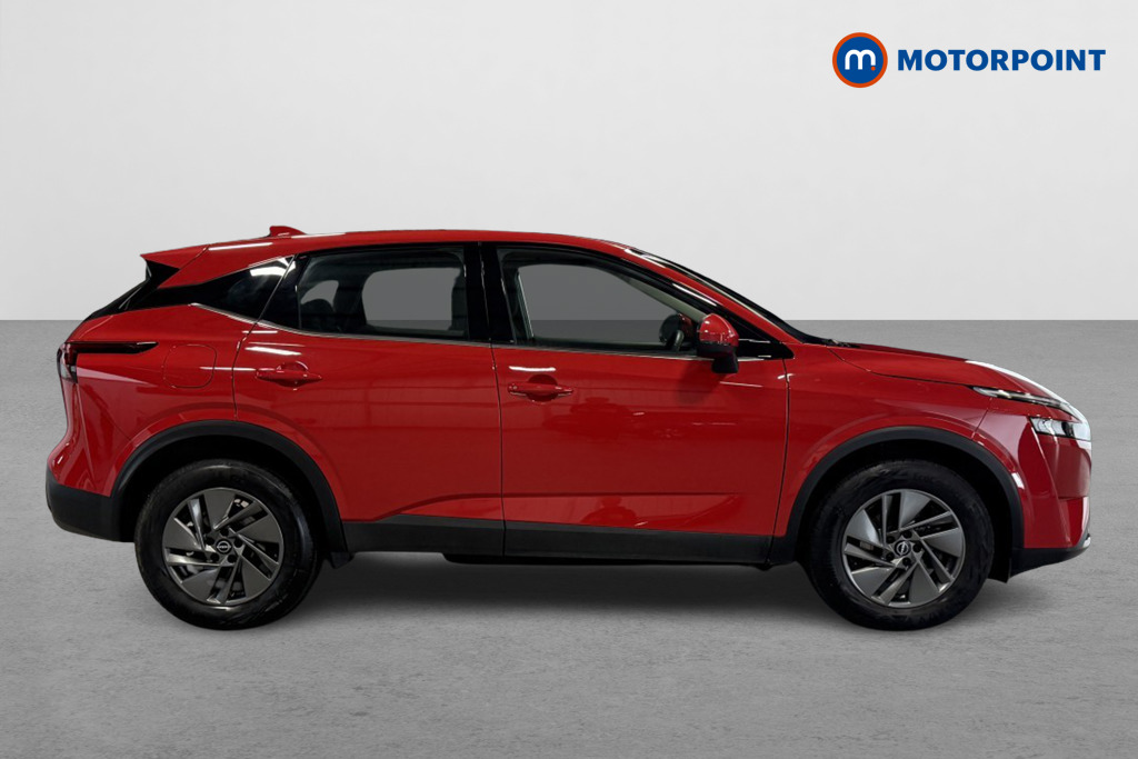 Nissan Qashqai Acenta Premium Manual Petrol SUV - Stock Number (1546827) - Drivers side