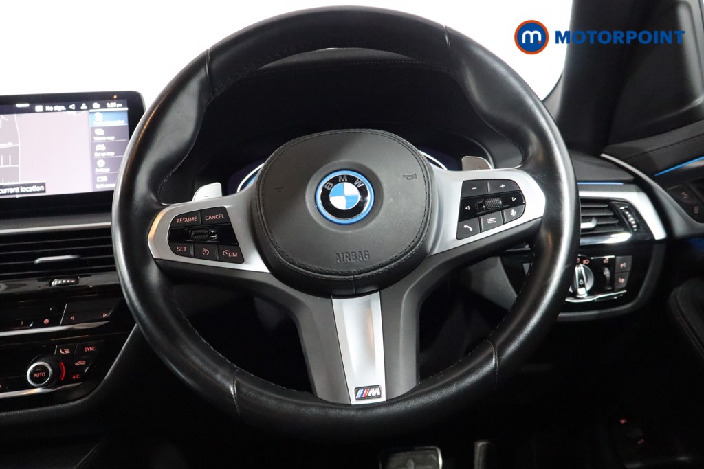 BMW 5 Series M Sport Automatic Petrol Plug-In Hybrid Estate - Stock Number (1546973) - 6th supplementary image