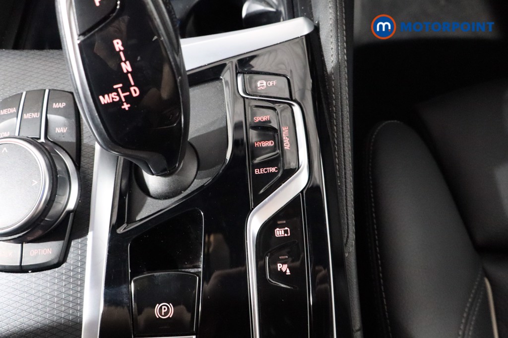 BMW 5 Series M Sport Automatic Petrol Plug-In Hybrid Estate - Stock Number (1546973) - 17th supplementary image