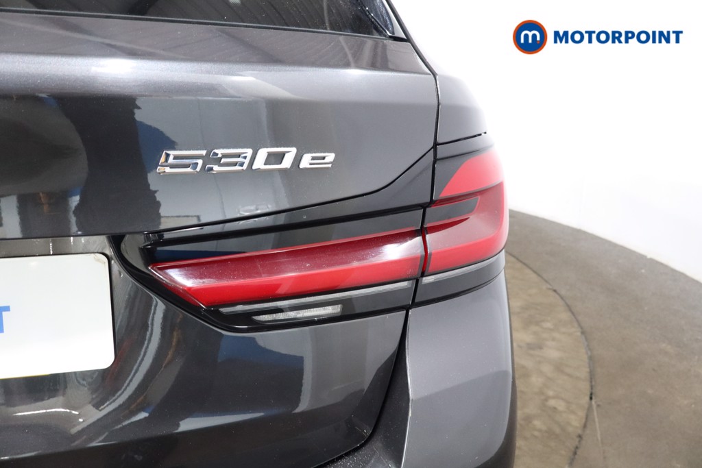 BMW 5 Series M Sport Automatic Petrol Plug-In Hybrid Estate - Stock Number (1546973) - 27th supplementary image