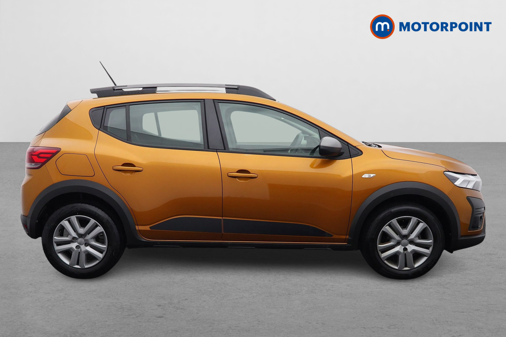 Dacia Sandero Stepway Expression Manual Petrol Hatchback - Stock Number (1546988) - Drivers side