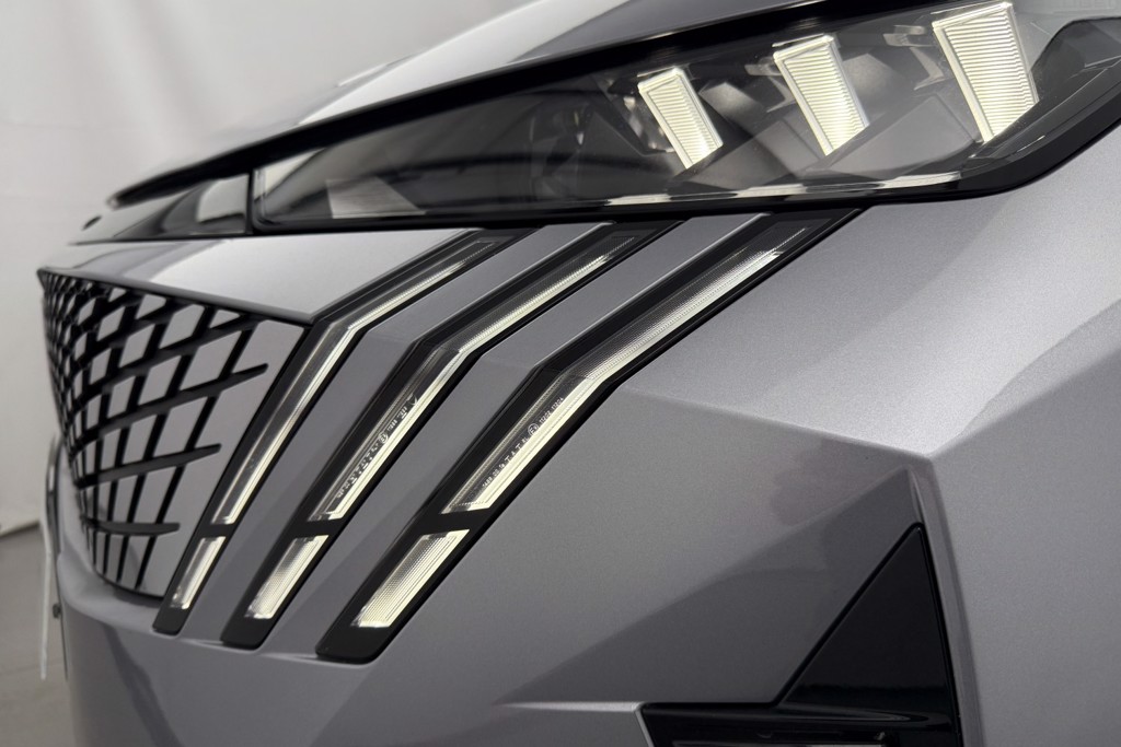 Peugeot 3008 GT Automatic Electric SUV - Stock Number (1547058) - 29th supplementary image