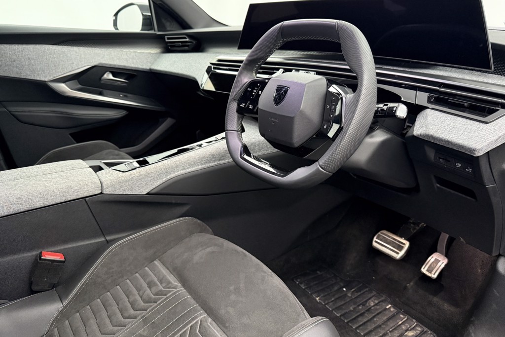 Peugeot 3008 GT Automatic Electric SUV - Stock Number (1547058) - 1st supplementary image