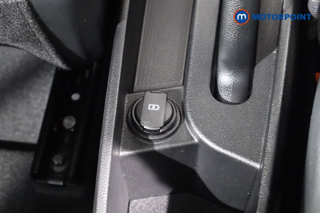 Hyundai I10 Advance Automatic Petrol Hatchback - Stock Number (1547253) - 13th supplementary image
