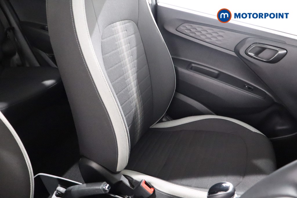 Hyundai I10 Advance Automatic Petrol Hatchback - Stock Number (1547253) - 22nd supplementary image