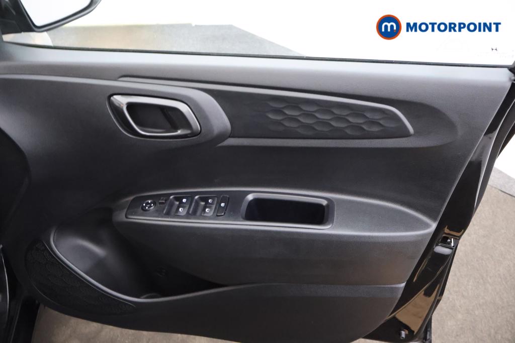 Hyundai I10 Advance Automatic Petrol Hatchback - Stock Number (1547270) - 9th supplementary image